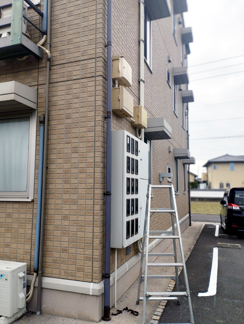 雨樋の樋外れ修理